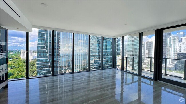 Building Photo - 1451 Brickell Ave Rental