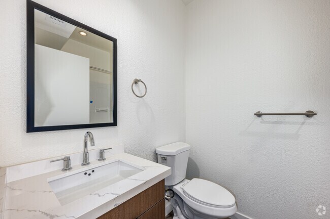 Townhome - 2BR, 2BA - 1256SF - Primary Bathroom