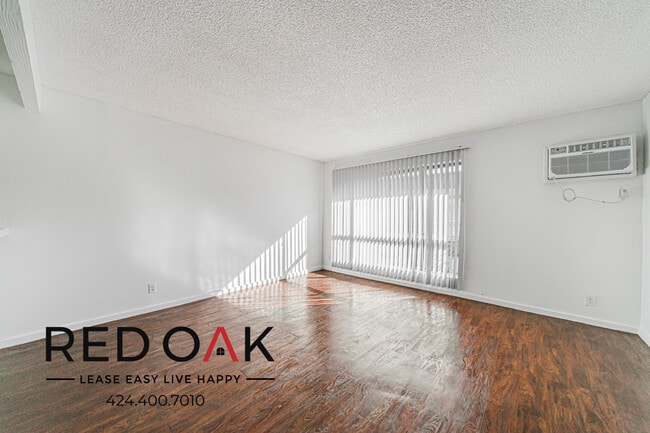 Building Photo - 21315 Roscoe Blvd Unit 221