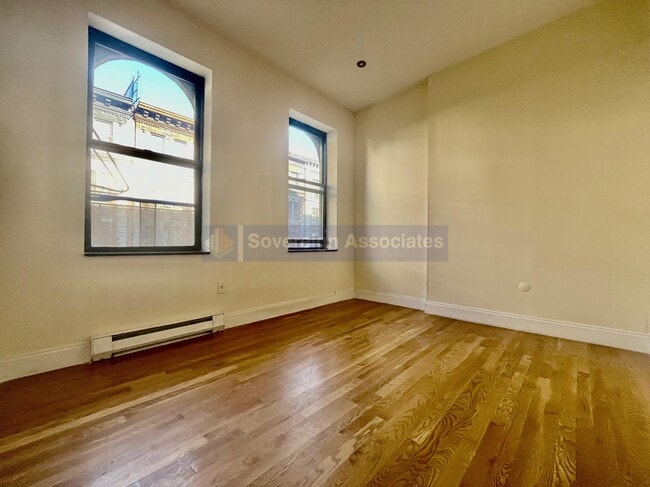 Building Photo - 216 W 108th St Rental