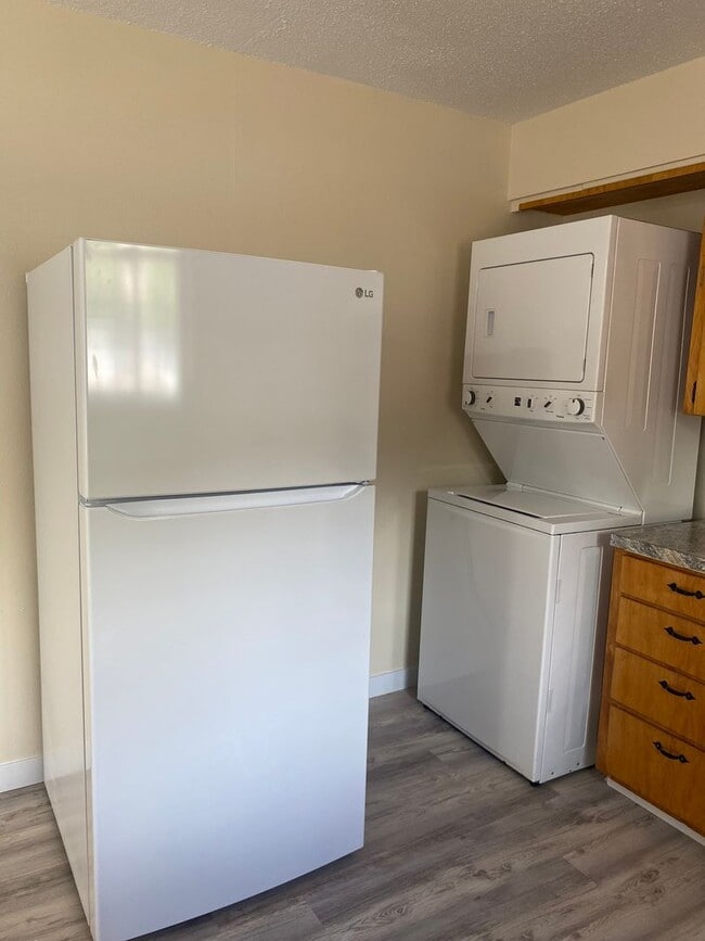 Photo - 6407 Harvey Dr Unidad Room 3