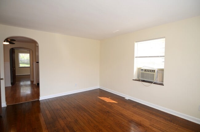 Photo - 2532 Williams Ave Unit 1