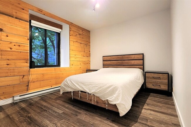 Photo - 1033 Rue Berri Unité 3