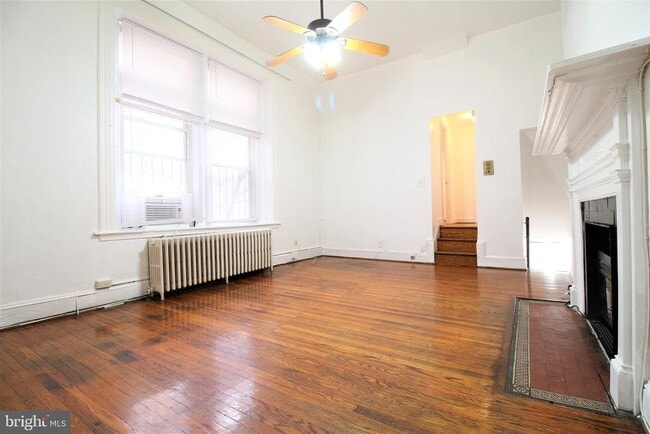 Photo - 30 S 22nd St