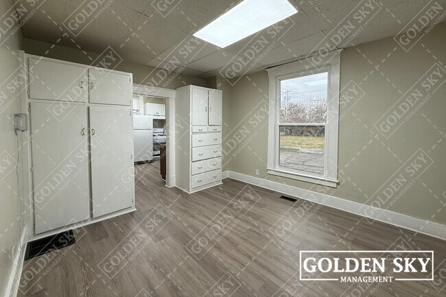 Photo - 1224 E Main St Unit 6