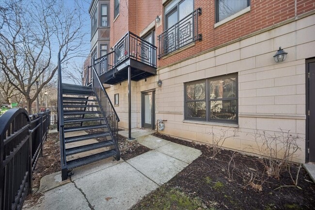 Photo - 943 W College Pkwy Unit 0