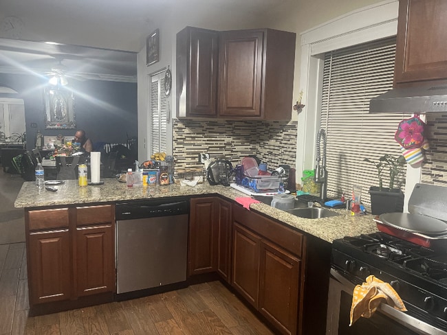 Photo - 3904 N Nora Ave Unidad 1