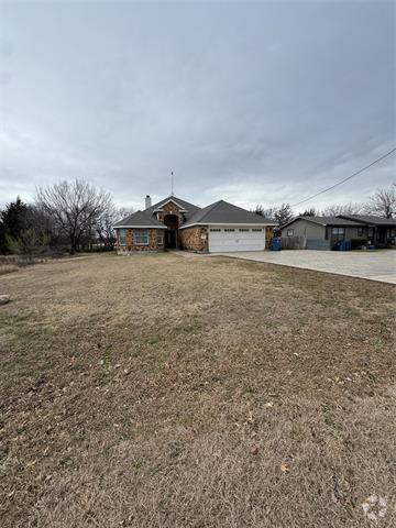 Building Photo - 5035 Garden Dr Rental