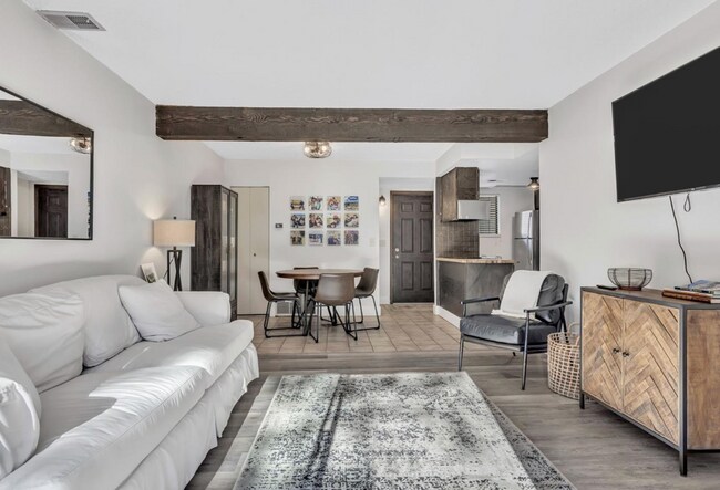 Photo - 1901 Clear Creek Dr Unidad Silver Queen Condos