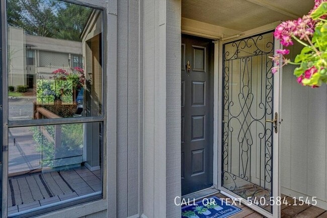 Photo - 7311 Maple Ct SW