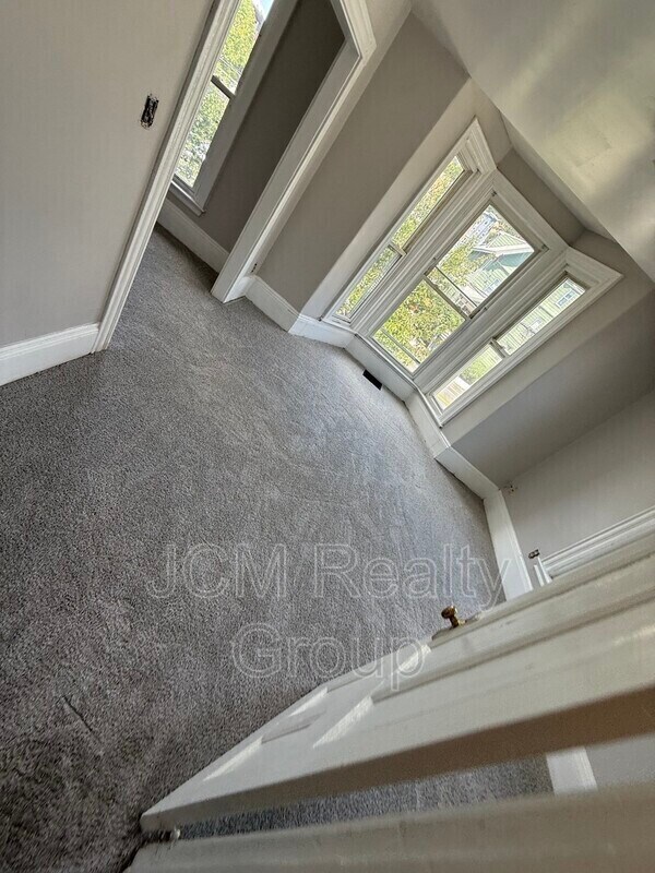 Photo - 829 Broadway Unidad 2 / 2nd Floor