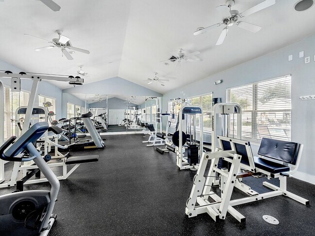 5 - Leah Avenue Student Townhomes