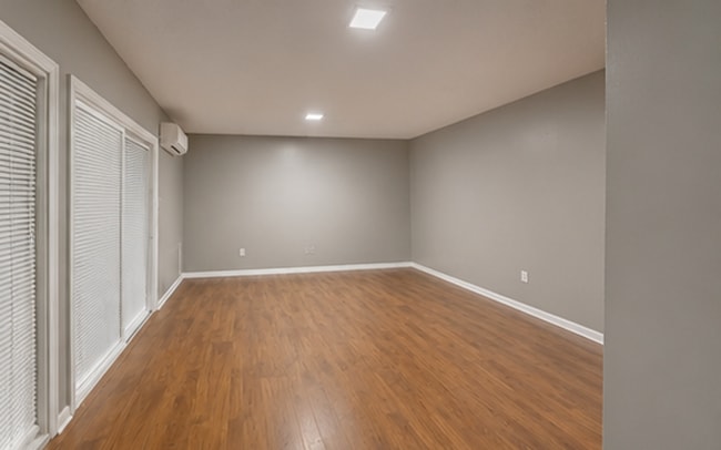 Photo - 320 Aquarius Dr Unit APT 320D