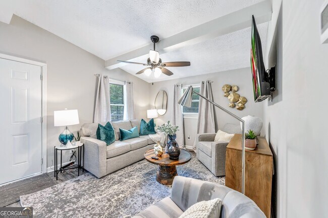 Photo - 165 Cole Lake Rd