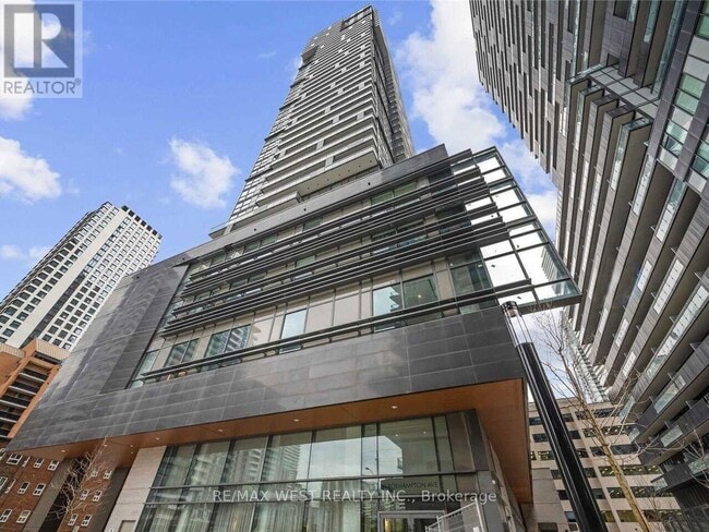 Photo - 39 Roehampton Ave Unit 4603