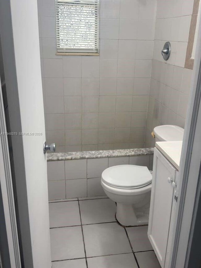 Photo - 1844 Taft St Unit 4