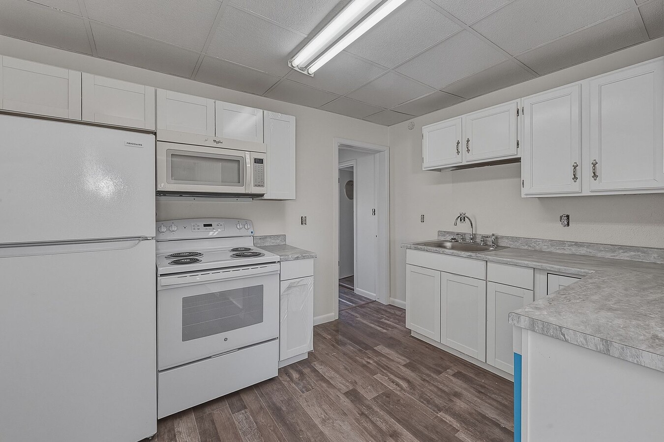 Photo - 817-819 Robinson Ave Unit 819