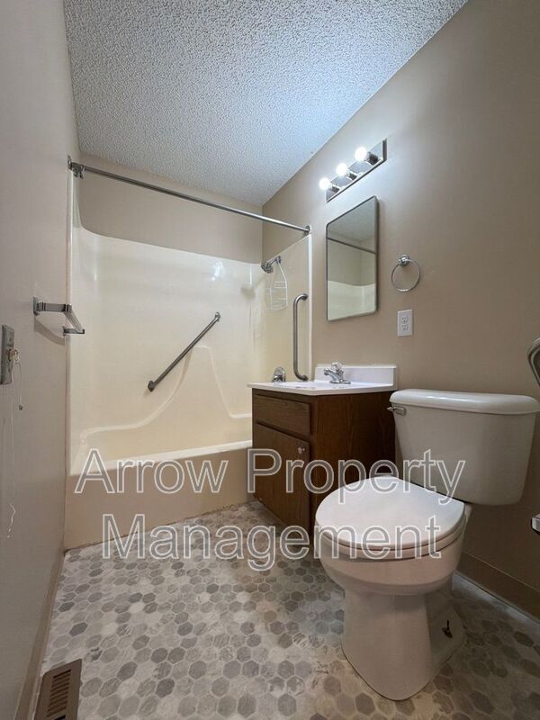 Photo - 11141 N 137th St Unit 31
