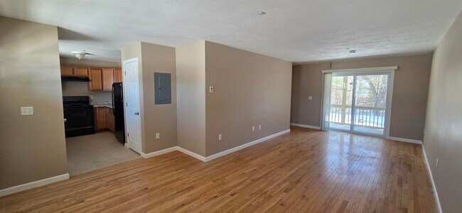 Photo - 47 Beatrice St Unit A