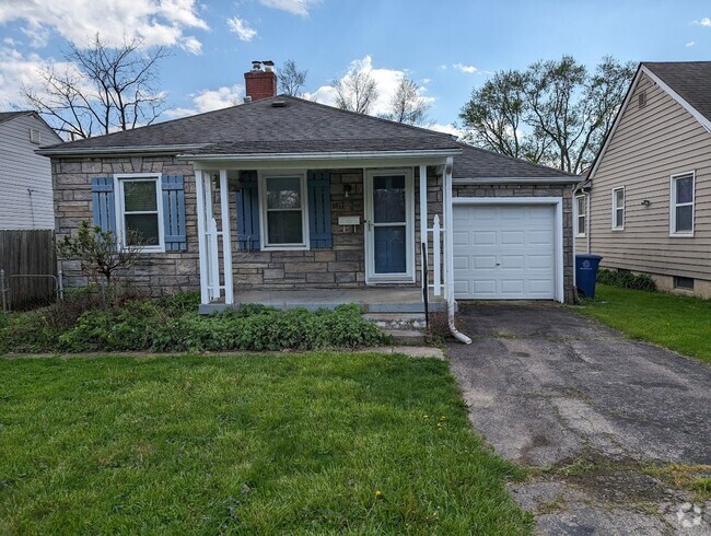 Building Photo - Charming 2-Bedroom Home in North Linden – ...