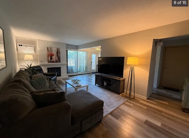 Photo - 4406 Cedar Lake Rd S Unit 1