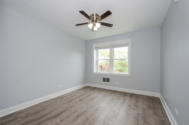 Photo - 7710 N Sheridan Rd Unit 403