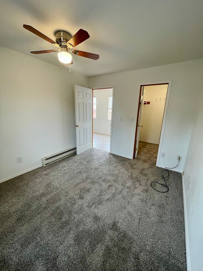 Manitou Springs 2 bedroom / 1 bath Availab... Rental House Rental in