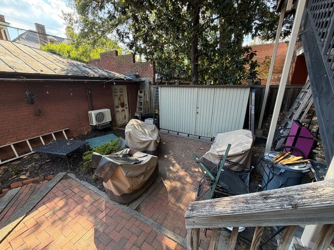 Photo - 2301 W Grace St Unidad Apt 03