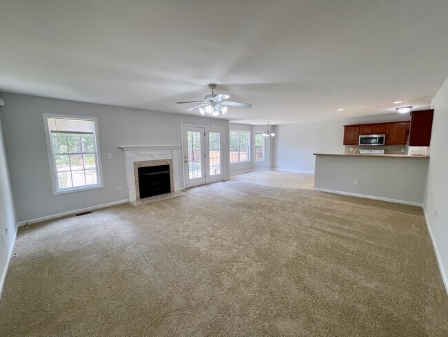 Photo - 21 English Oak Dr