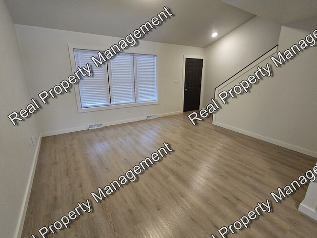 Photo - Updated 2 Bedroom Townhome