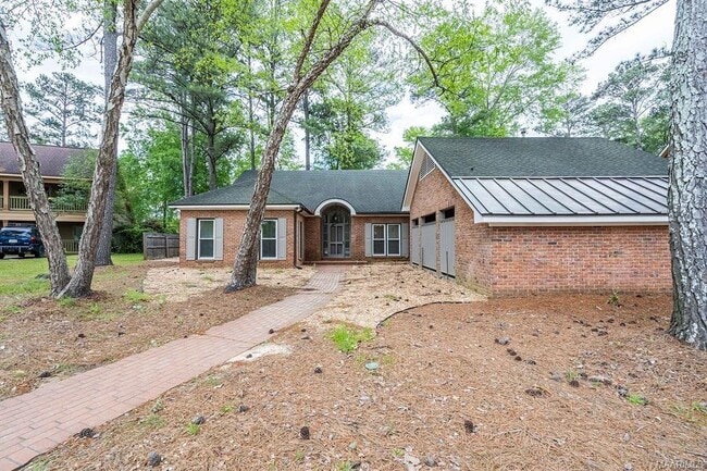 Building Photo - 7701 Halcyon Forest Trail Rental
