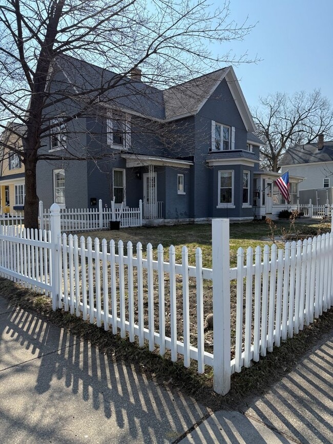 Photo - 1404 Market St