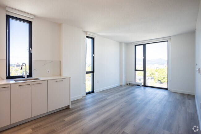 2BR, 2BA - 898SF - Faber Block