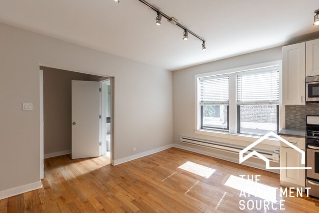 Photo - 2420 N Kedzie Blvd Unit 205