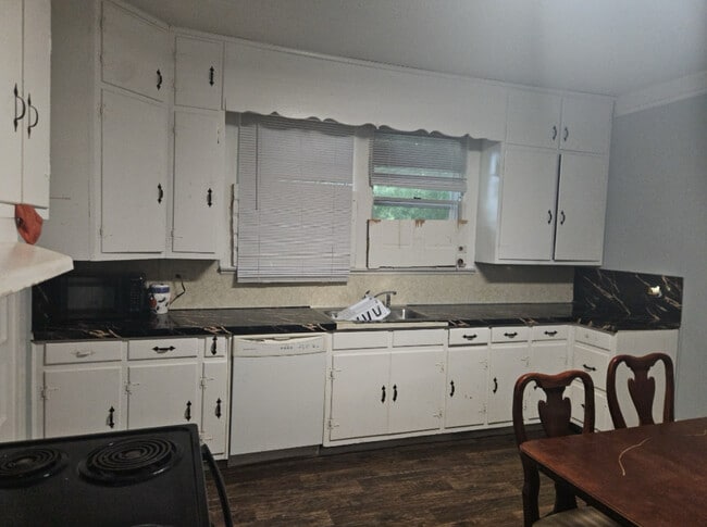 Photo - 309 3rd St
