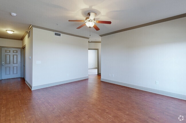 2BR, 2BA - 1194SF - Sala de estar - The Lakes At Turtle Creek Apartment Homes