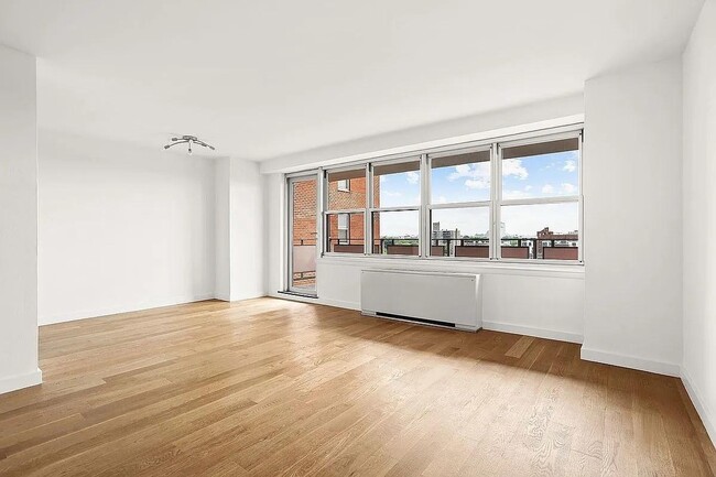 Photo - 135 Ocean Pkwy