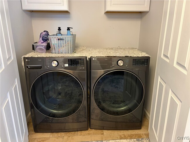 Photo - 7667 Charlemont Dr