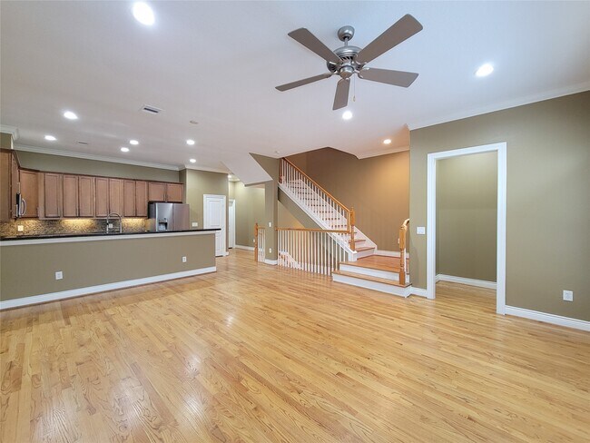 Photo - 1115 St Charles St