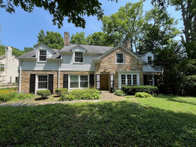 Photo - 315 E Westfield Blvd Townhome