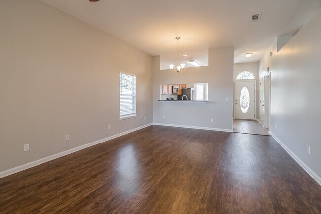 Photo - 4508 Campus Hills Cir