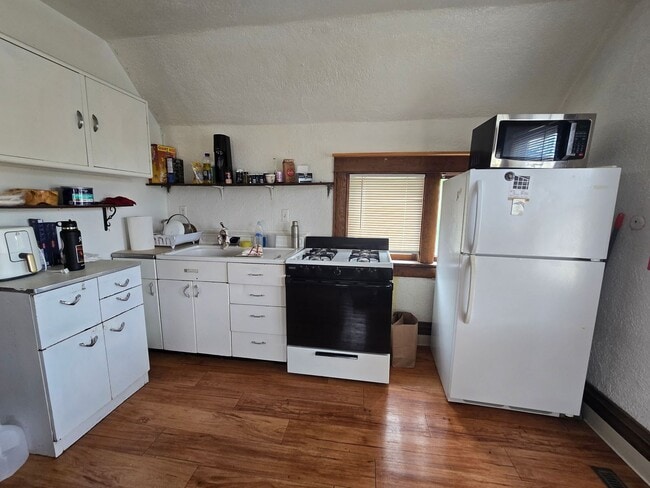Photo - 1036 14th St Unit 2