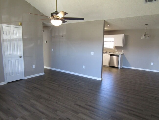 Photo - 1271 Windrow Dr