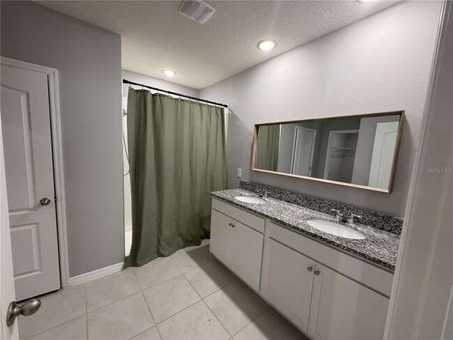 Photo - 1855 Hackberry St