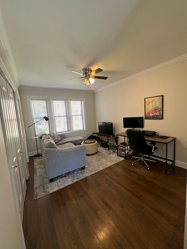 Photo - 3819 N Greenview Ave Unidad 1S
