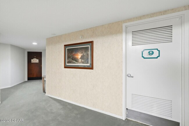 Photo - 925 N Halifax Ave Unit 903