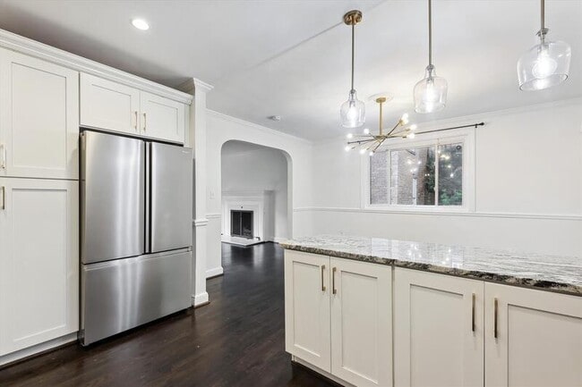 Photo - 1824 Allison St NW