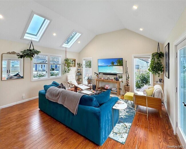 Photo - 120 Clinton Ave