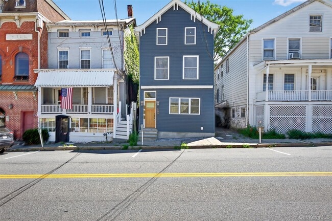 Photo - 165 W Main St Apartamento Unidad 3