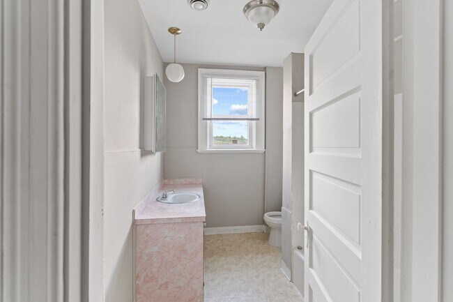 Photo - 416 First St_BT Unit 416-B